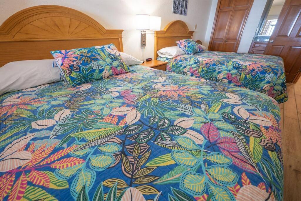 New Remodeled Direct Oceanfront Views Beach Cove 미를 비치 외부 사진
