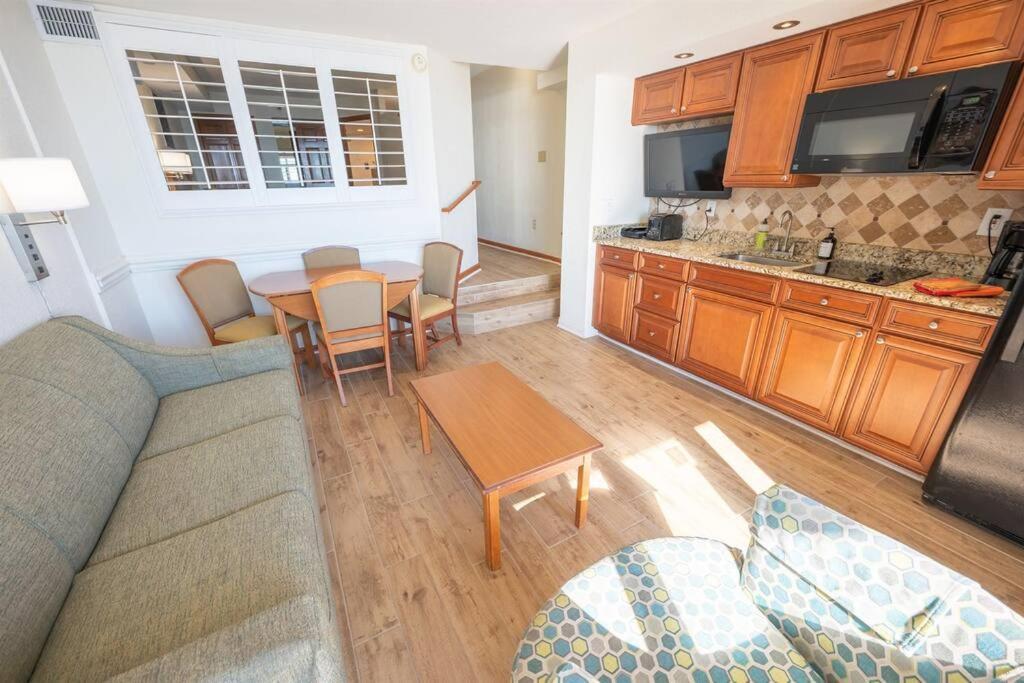 New Remodeled Direct Oceanfront Views Beach Cove 미를 비치 외부 사진